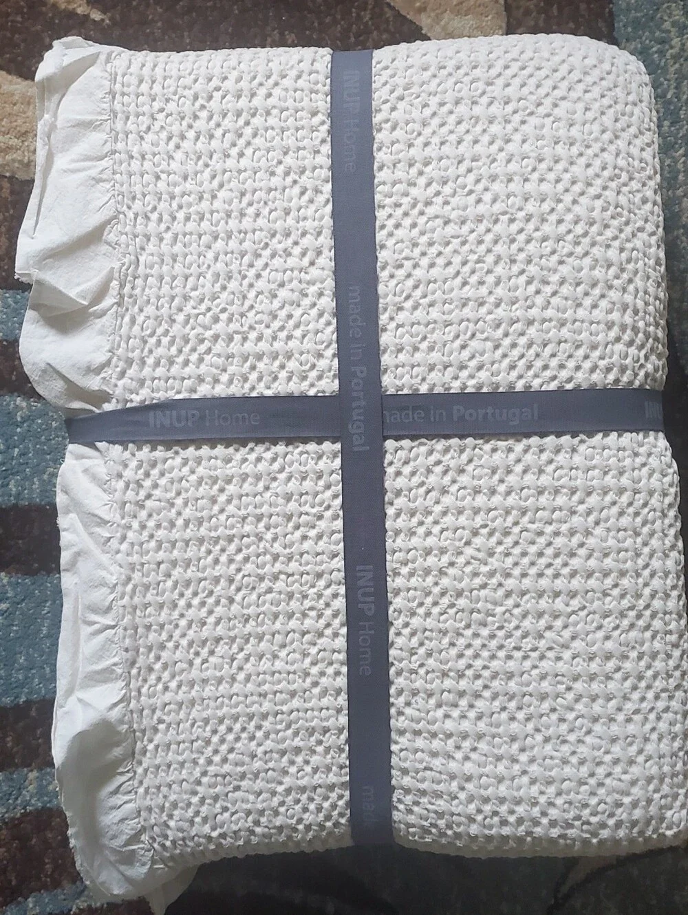 NEW Inup Home blanket